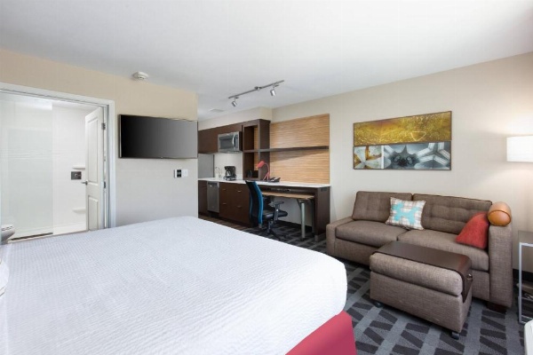 TownePlace Suites By Marriott Las Vegas Stadium District image 10